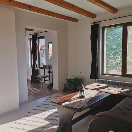 Apartmán за гости дима *